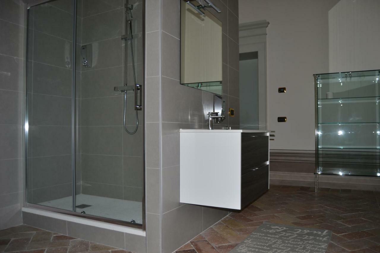 Palazzo Roberti Hotel Monte San Giusto Buitenkant foto